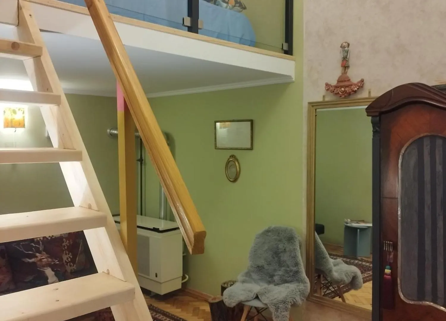 Friendly Vintage Studio In The Downtown With Ac Budapest