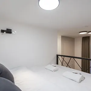 K33- Boutique Apartments, Location, By Bqa Apartmán