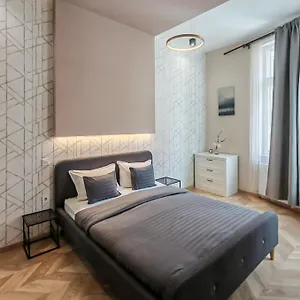 Amora Homes 3 Bedrooms Bright Flat In The Heart Of The -free Parking Need Reservation Appartement