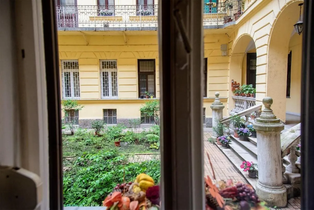 Friendly Vintage Studio In The Downtown With Ac Будапешт Венгрия